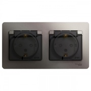 Розетка двойная с заземлением со шторками в сборе IP44 SE Glossa, платина